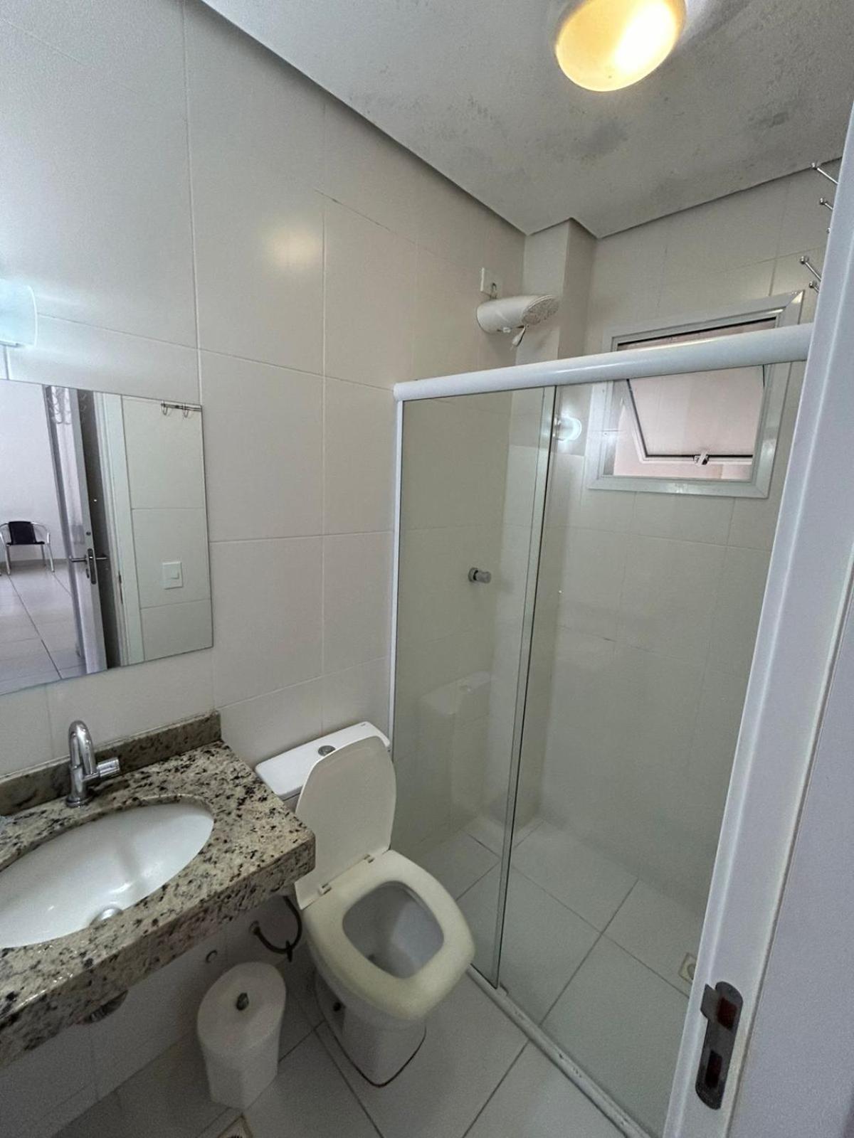 Apartamento Com Lazer Completo Wifi, Ar Nos Quartos *